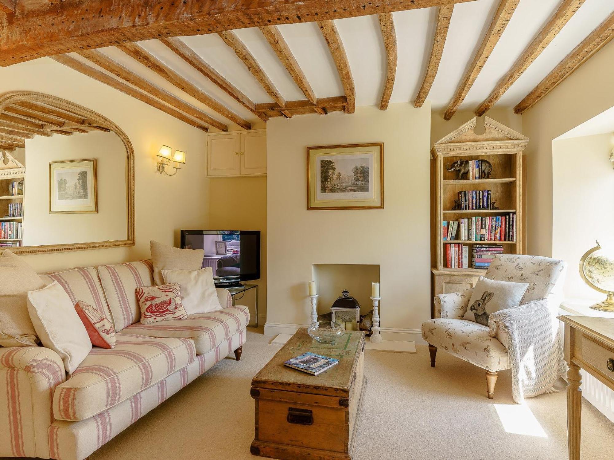The Clock House Villa Bisley  Екстериор снимка